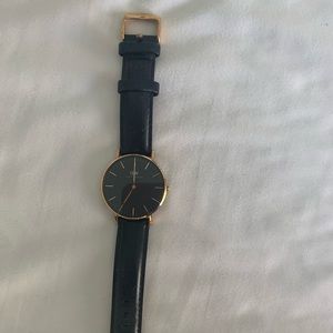 Daniel Wellington black leather strap watch
